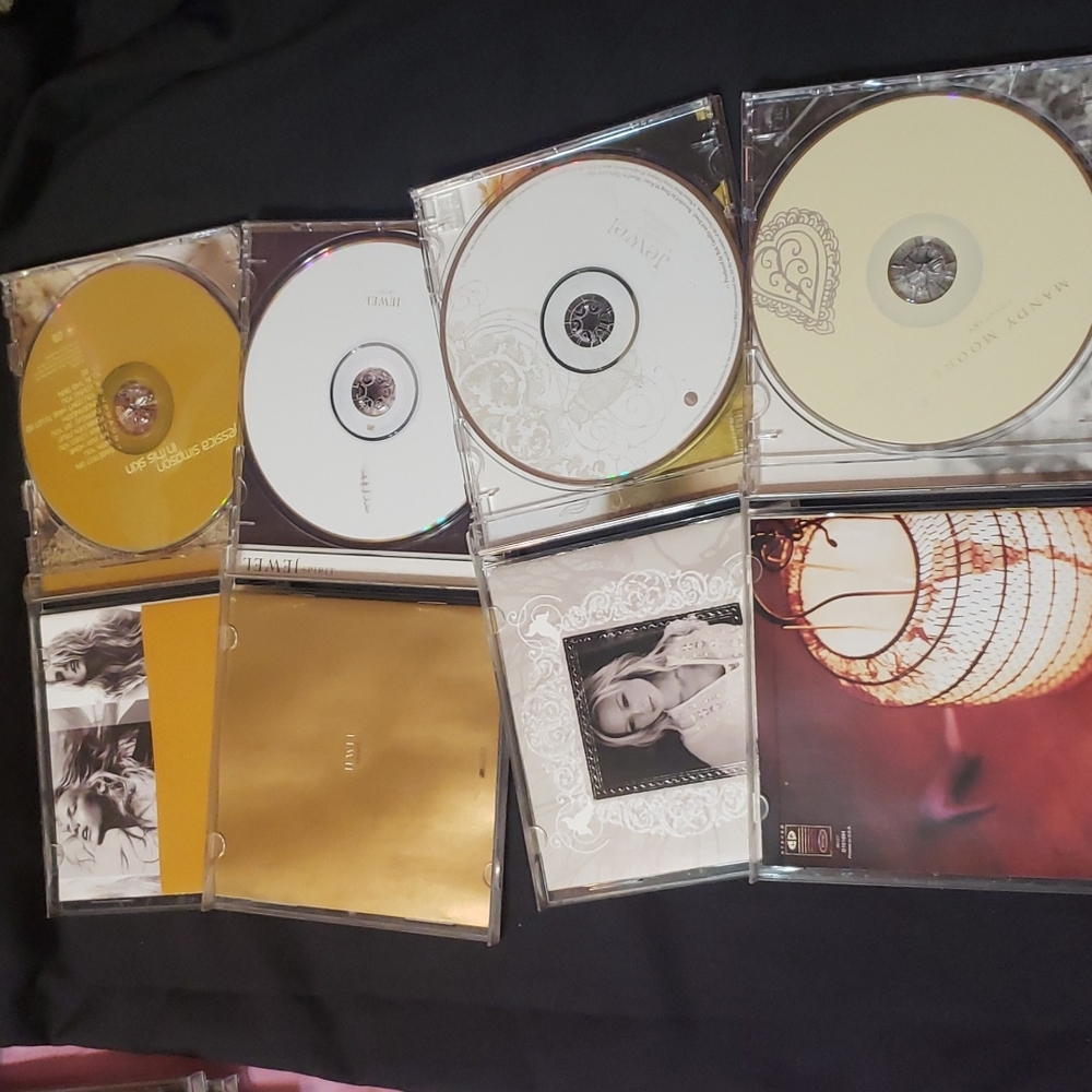Multiple CD's - Picture 6 of 11